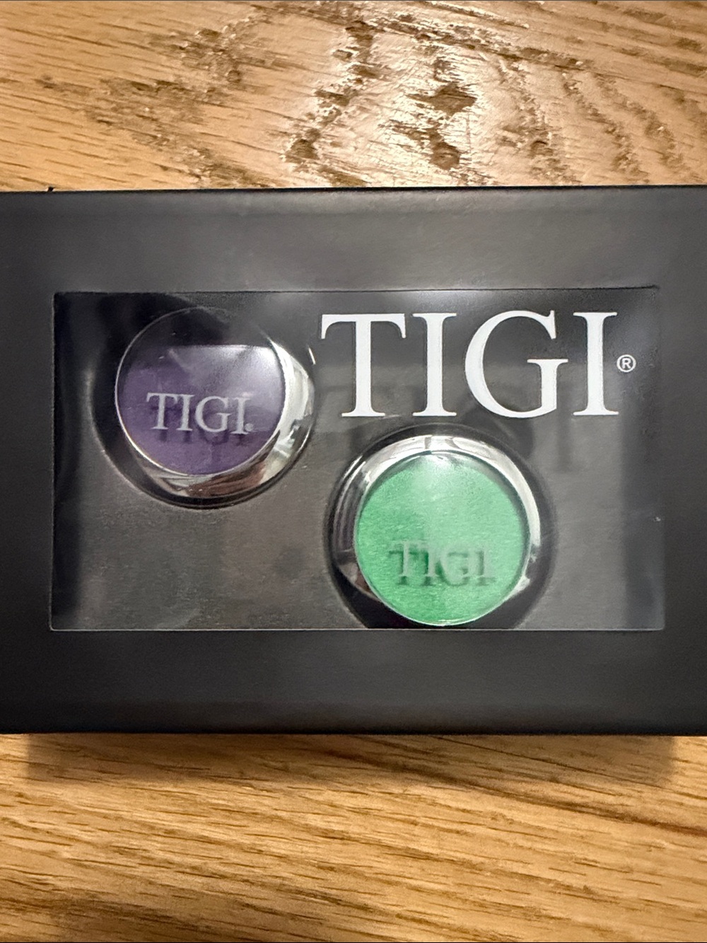 TIGI High DefinitionEyeshadow Set — Purple & Green